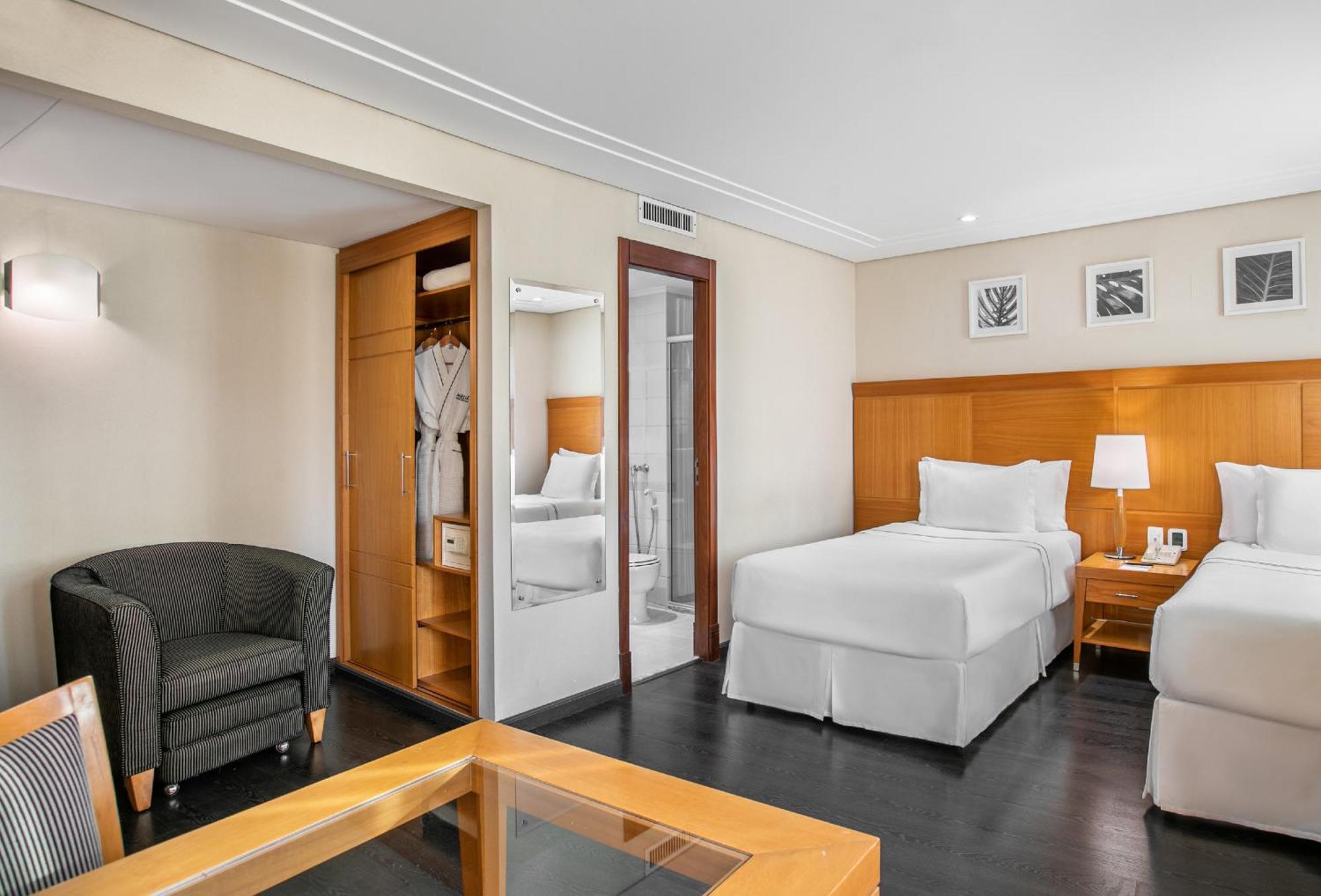 Hotel Meliá Jardim Europa São Paulo Exteriér fotografie A room at the hotel
