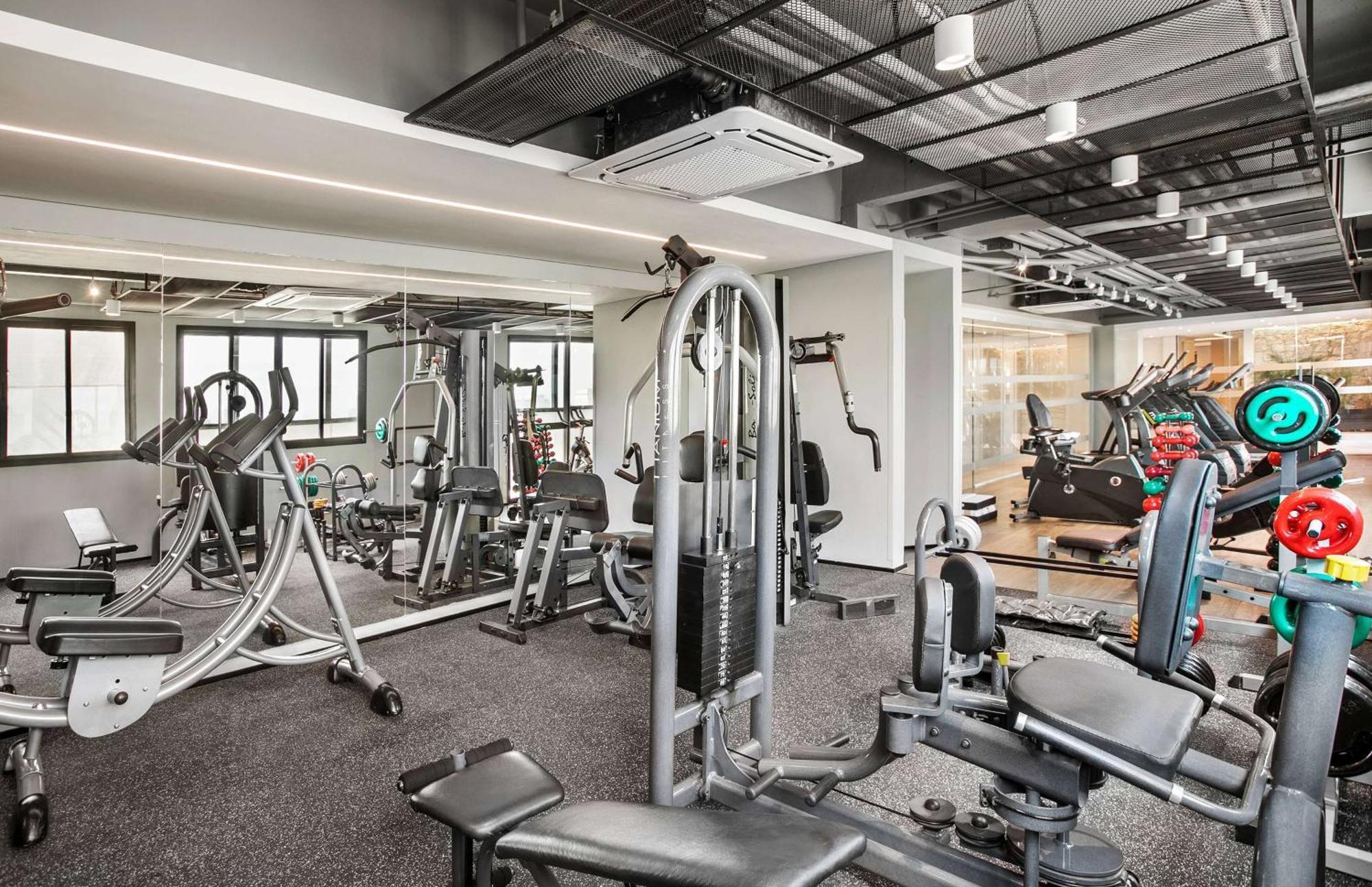 Hotel Meliá Jardim Europa São Paulo Exteriér fotografie The gym at the 1000m² sports and wellness centre