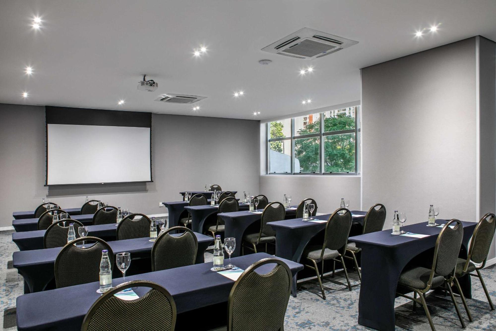 Hotel Meliá Jardim Europa São Paulo Exteriér fotografie Meeting room at the hotel
